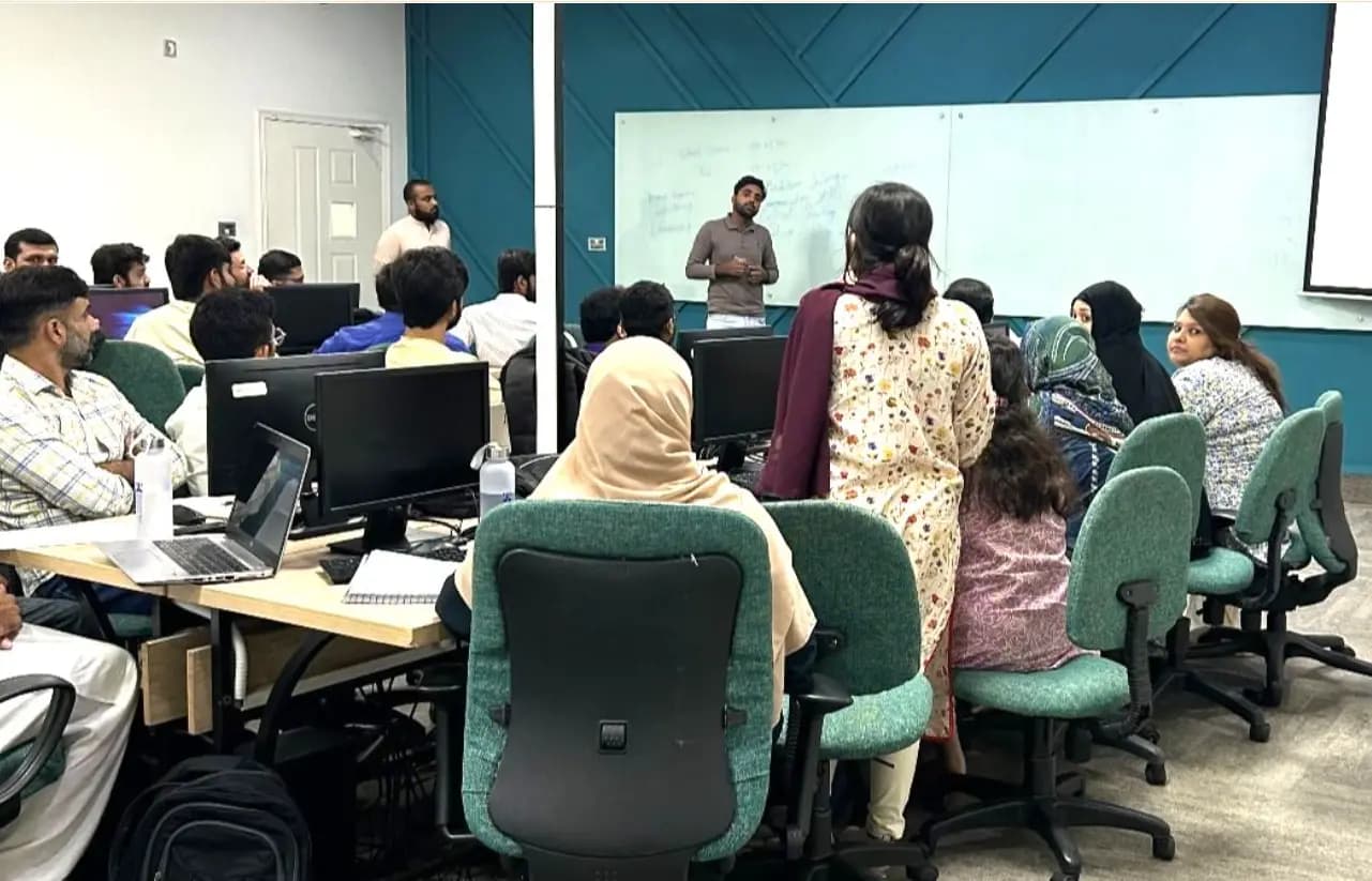 Burhan Tangwani teaching an AI class at Knowledge Streams